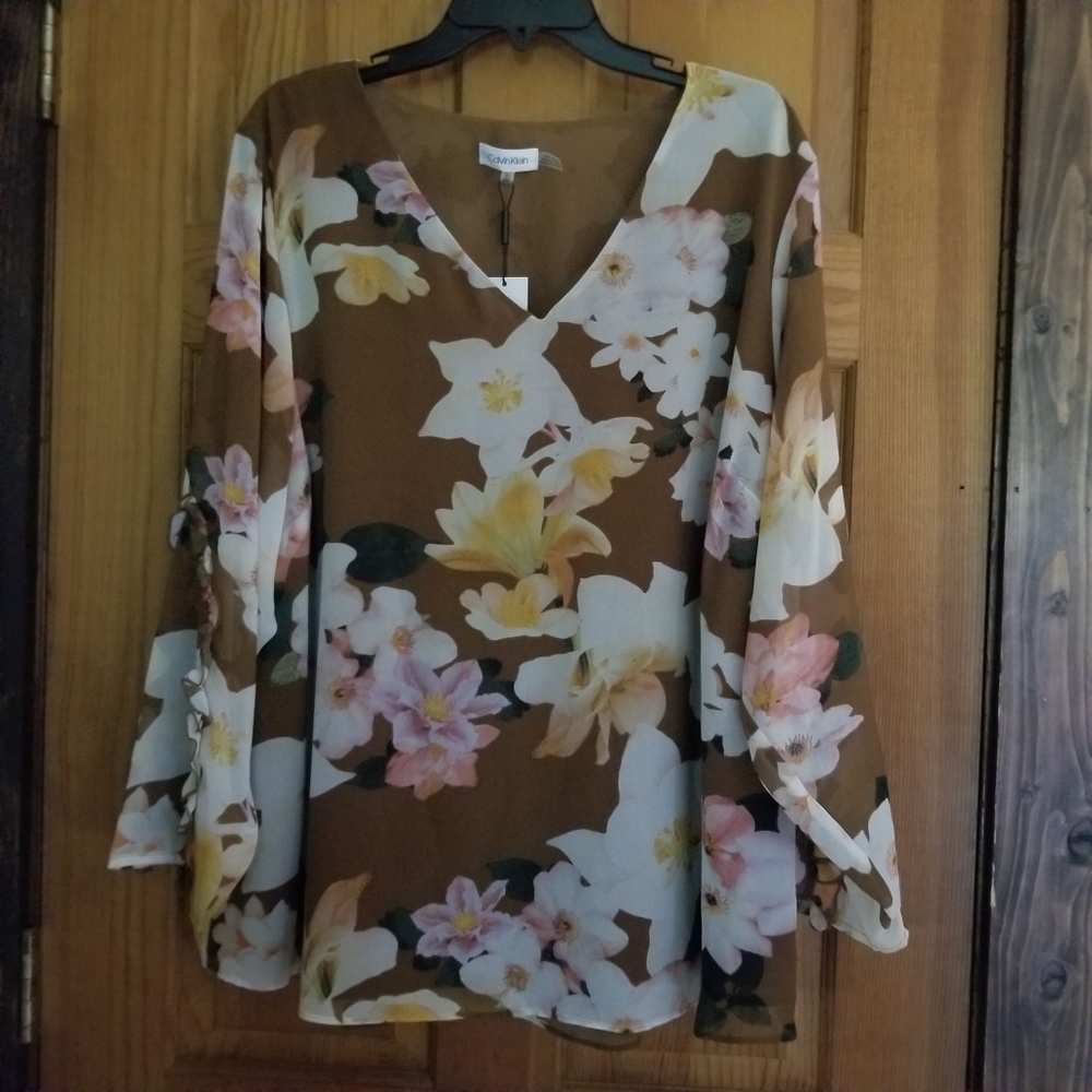 Calvin Klein Floral blouse